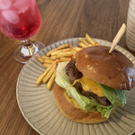 KAKUMEI Burger & cafe - 