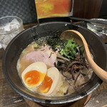 Wajian Dainingu Koshi Koshi - 魚介豚骨ラーメン