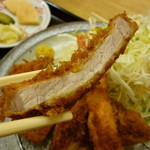 とんかつ和泉 - 脂身も甘い！