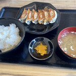 オリオン餃子 - オリオン餃子定食640円