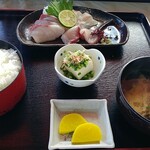 北浜えびす 海鮮食堂 - さしみ定食