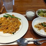 サイアムセラドン 御茶ノ水ソラシティ店 - 