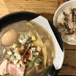 すごい煮干ラーメン凪 - 