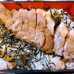 ファニープレイス - 肉まぶし重（アップ①）