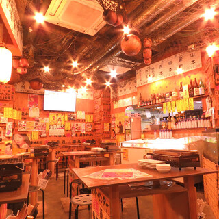 A spacious 3-story Izakaya (Japanese-style bar). Please feel free to use it at any party!