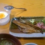 セットについてた骨とデザート