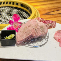 焼肉 龍園 西中洲店 - 