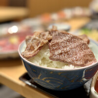 神戸焼肉 金虎 - 