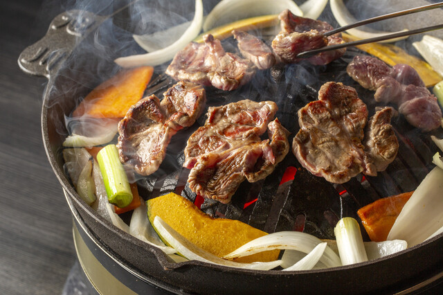 旭川成吉思汗 大黒屋 函館五稜郭店のご予約 - 五稜郭公園前