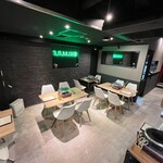 サムギョプサルと韓国料理 TUTUMU38 - 韓国BGMが流れる落ち着いた空間。女子会、デートなどで使いやすい雰囲気。