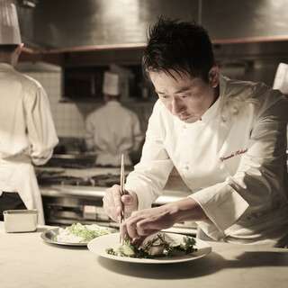 料理長・小林泰士“食べた人が笑顔と共に幸せになる料理を”