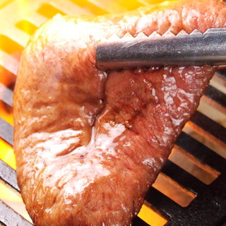 あか牛焼肉専門 和牛一頭流 肉萬_2