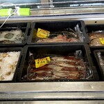 しーらすAQUA - 取れたての魚介類も販売しております。