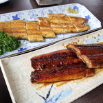 Kariya Shokudou - 鰻の白焼とかば焼きで一杯