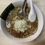 元祖敏々亭 びんびん 本店 - チャーシューメン(玉ねぎ増し)