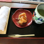 お宿　のし湯 - チェックインのお茶