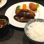 キッチン兆 - ランチのご飯と赤だし