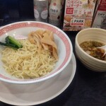 Kourakuen - つけ麺とそのタレ