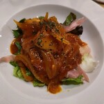 Tomato Shokudou Baransu - 鶏肉のトマト煮込み生ハム添え