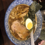 醤油ラーメン かまやつ - 