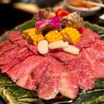 京都牛焼肉 すみれ家 - ロース ・カルビ ・野菜焼 (3人前)