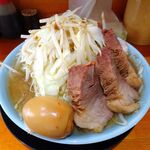 ラーメン 盛太郎 - チャーシュー麺（野菜マシマシ、薄味）950円