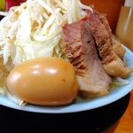 ラーメン 盛太郎 - チャーシュー麺（野菜マシマシ、薄味）950円