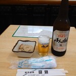円楽 - お通し300円 アサヒスーパードライ(大瓶)550円
