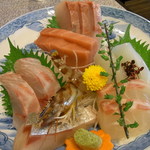魚佐 - 刺身盛り合わせ