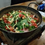 楽楽 奇跡の居酒屋 - 野菜たっぷり味噌豚肉鍋