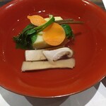 割烹 清風 - お椀（松茸と銀杏しんじょう）