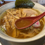 栄昇らーめん - 東京ラーメンのスープ