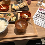 肉汁餃子のダンダダン 名駅三丁目店 - 焼餃子 チャーシュー定食 858円