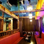 本格的なネパール料理 ガルアーガン - 店内光景。