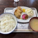 Izumi Shiyokudou - 今日の定食(挽肉とベジタブルミックスの袋煮)