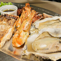 COLONIAL BEACH 横浜ハンマーヘッド - 