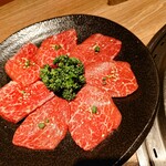 ユッケ 焼肉 生サムギョプサル 手打ち冷麺 ハヌリ - 