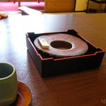 Kappou Tanakaya - 灰皿とマッチ
