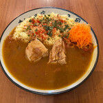 カレーの店 八月 - チキンカレーライス少なめ