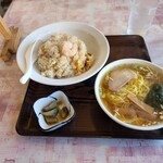 七番館 - 五目チャーハン800円にミニラーメンはセットにすると200円