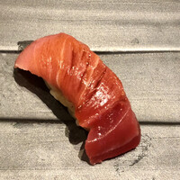 鮨 航 - まぐろ
