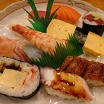 いなせ寿司 - 令和4年10月 ランチタイム
            にぎりセット 1200円
            にぎり10貫、お吸物、ミニ茶碗蒸し