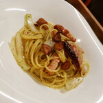 イタリアン酒場もふもふ - ドラキュラペペロンチーノ