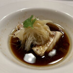 Kasei rou - 真鯛の黒豆蒸し