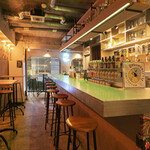 Craftbeer&gin gau's - 店内全景