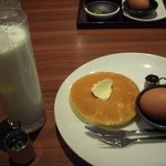 みやび珈琲店 - 追加メニューパンケーキです。