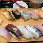 寿司 魚がし日本一 - 大漁➰にぎり１２貫