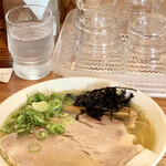 中華蕎麦 春馬 - 限定の煮干しの中華そば塩850円