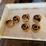 天然こうぼぱん とことこ - 隅っこのヤツ、その場で戴きましたぁ〜(^_^;)