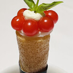 ラ・ヴァガボンド - マイクロトマトのコルネ